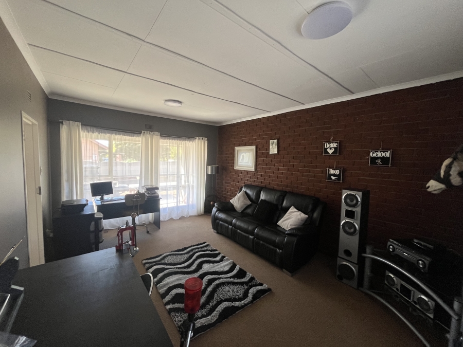 3 Bedroom Property for Sale in Merriespruit Free State